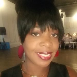 Meet your Posher, Charmane